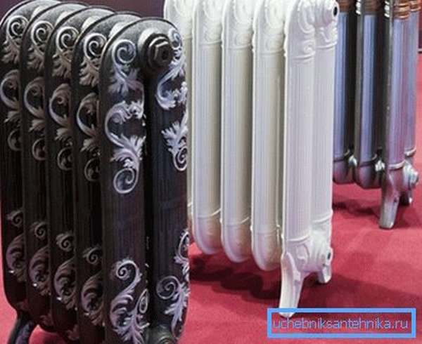 Несмотря на низкую теплоотдачу, оформленные «под старину» изделия из чугуна пользуются спросом