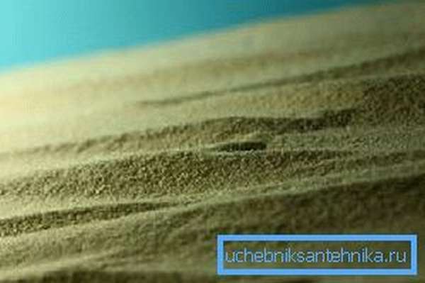 Основной компонент, который используется при создании стекла – это экологически чистый песок