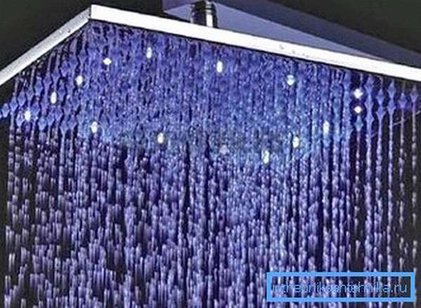 Верхний (тропический) душ с цветной подсветкой